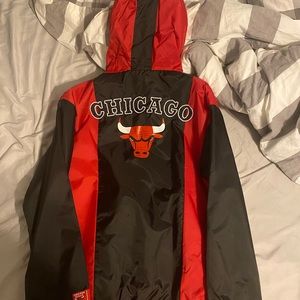 Large Chicago Bulls Windbreaker Black Red